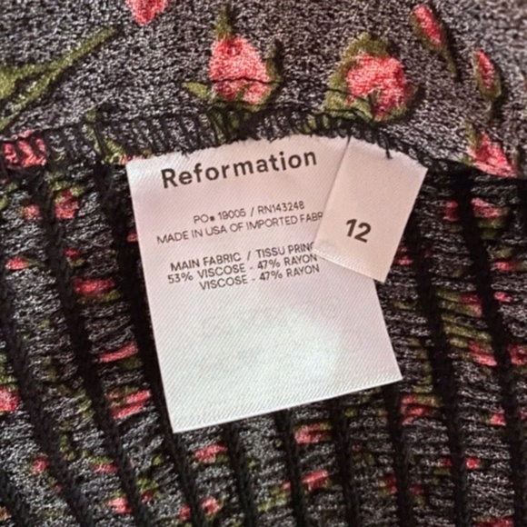 NEW Reformation Reign Top Mina 12 - Picture 10 of 17